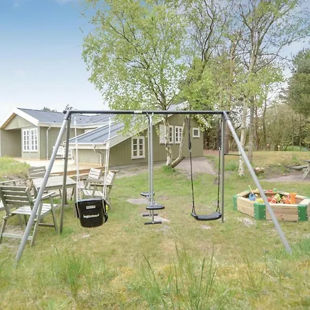Five-bedroom Holiday In Romo 펜션 Bolilmark