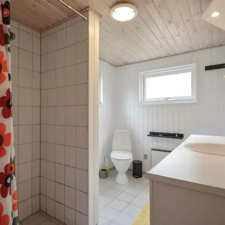 Five-bedroom Holiday In Romo *