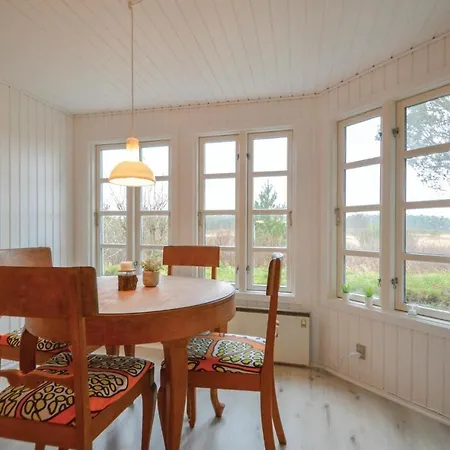 펜션 Five-bedroom Holiday In Romo *